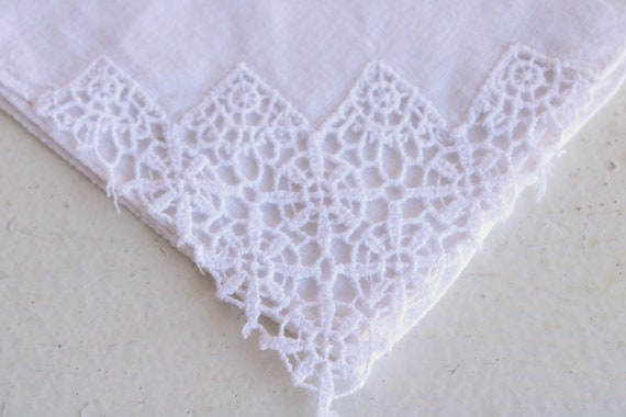Vintage 1940s 1950s Handkerchief, White Lace Corn… - image 2