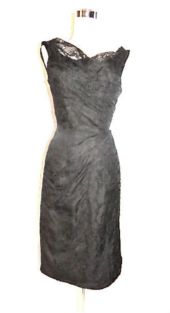 Sexy Sheared 1960's Dress