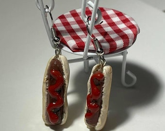 Ketchup and Hot Dogs Earrings Polymer Clay Summer Earrings Faux Food  Miniature Food  Earrings, Fake Hot Dogs, Faux Food Art, Fake Food