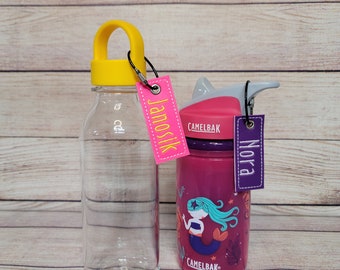 Water Bottle Tag: Personalized keyfob/ Bag label/ Name tag/ Embroidered bottle label