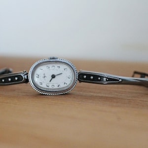 Vintage mechanical women wrist watch &quot;Luch&quot; - ussr vintage - working vintage watch - 1980s
