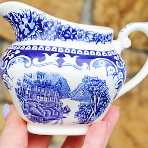 Vintage Netherlands Maastricht creamer - Cambridge Old England - Royal Sphinx
