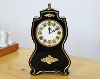 Mechanical alarm clock Agat - vintage clock from USSR era - 1960s-1970s - Soviet alarm clock