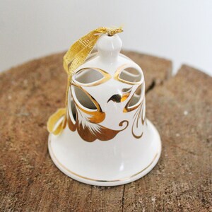 Vintage beautiful ceramic Bell - 3.3 inches - Vintage Souvenir - Germany porcelain
