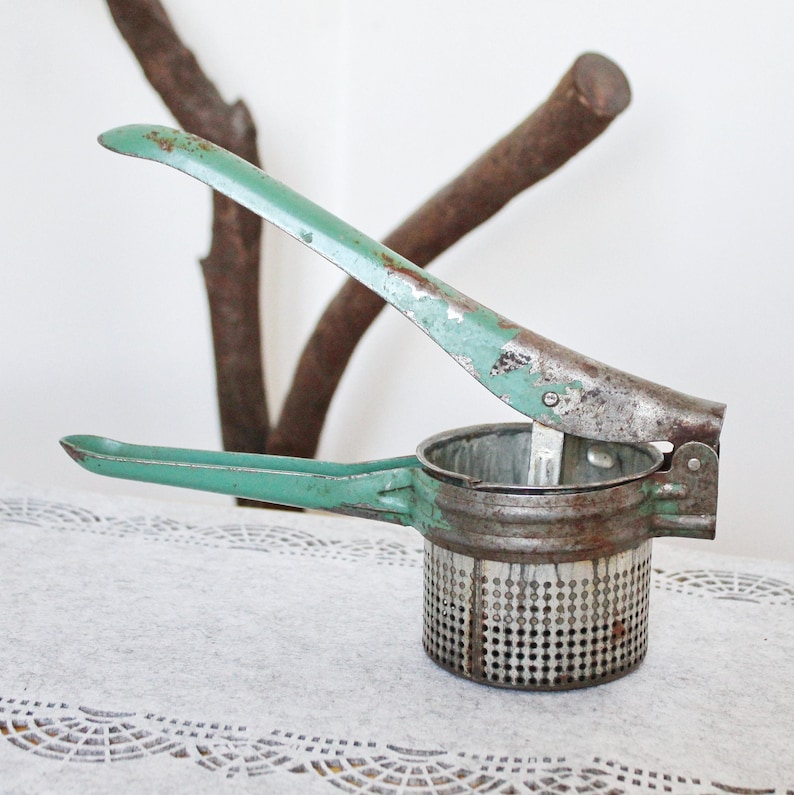 Vintage Metal Fruit Press, Fruit Juicer 1960s, Squeezer, Table Press for Berries, Fruit, Vegetables, Metal Manual Juicer image 1