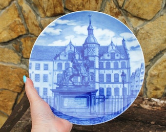 Vintage decorative porcelain wall plate 9.4 inches - Forstenberg Collector's Plate - Dusseldorf - Germany 1970s