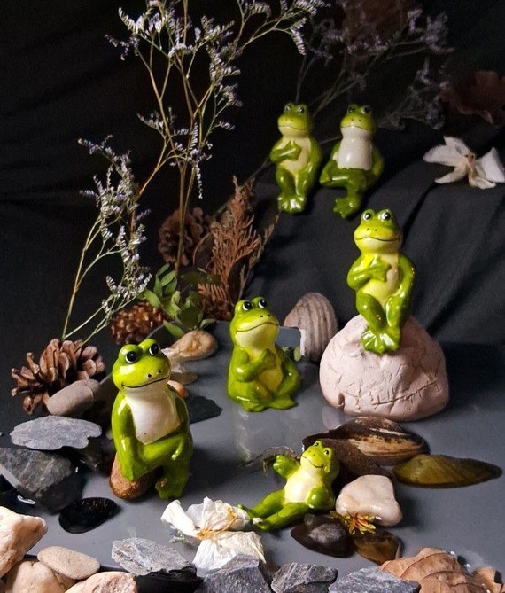 Vintage Porcelain Set of Six Sitting Frogs - Germany Small