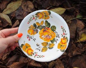Enamel metal vintage bowl with some yellow flowers 6.9 inches - USSR vintage bowl - made of enamel metal - 1970s