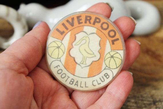 Vintage soviet USSR pin badge football (soccer) L… - image 2