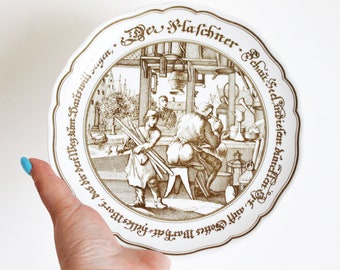 Vintage decorative porcelain wall plate 7.9 inches - Hutschenreuther Collector's Plate - Glass Maker - Exclusiv Fur Pieroth - Germany