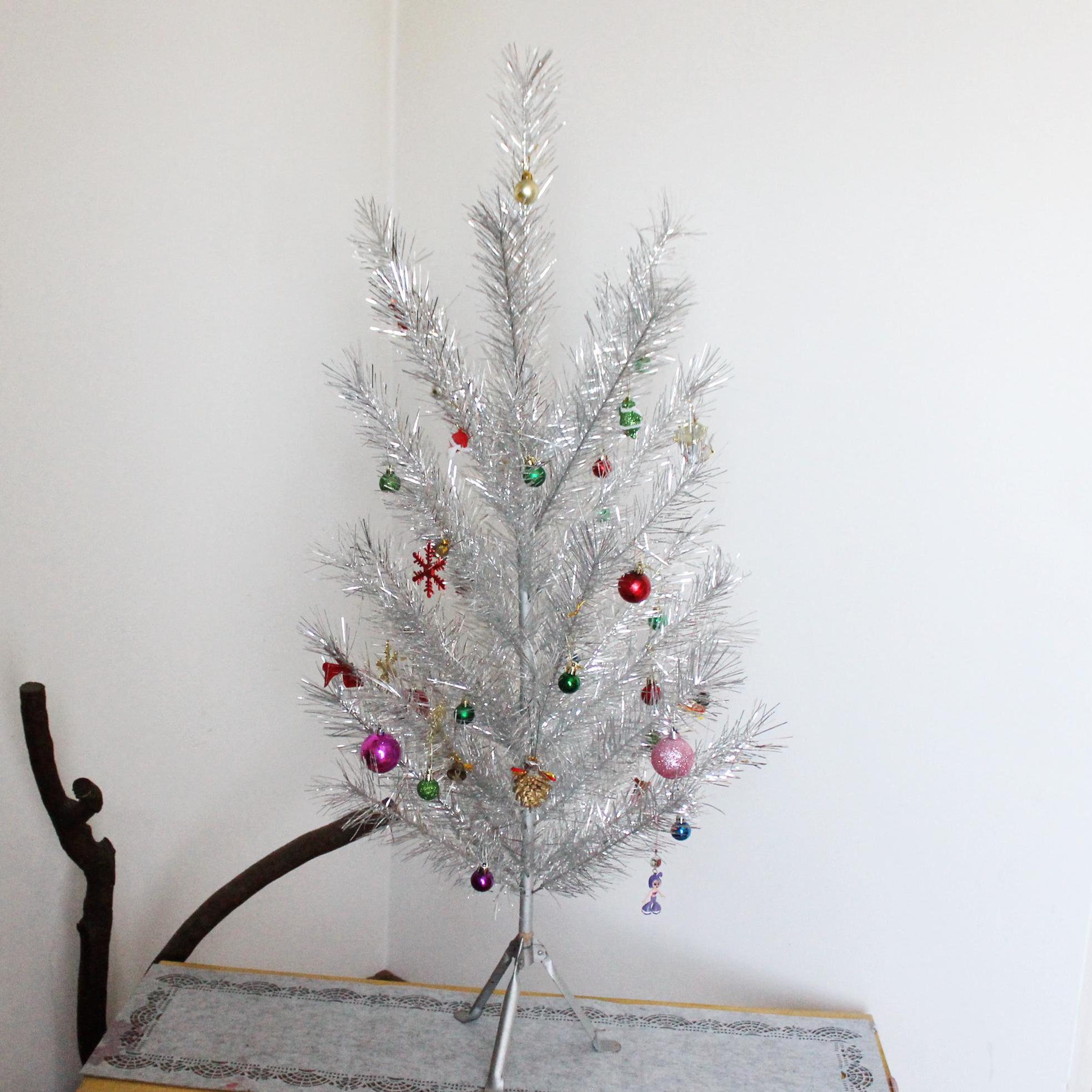 アメリカビンテージ ビンテージ風クリスマスツリー アルミニウム シルバー Vintage aluminum christmas tree - Etsy 日本