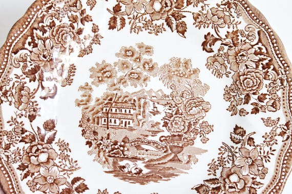 Services d'assiettes 18 pièces porcelaine AZALEE pas cher