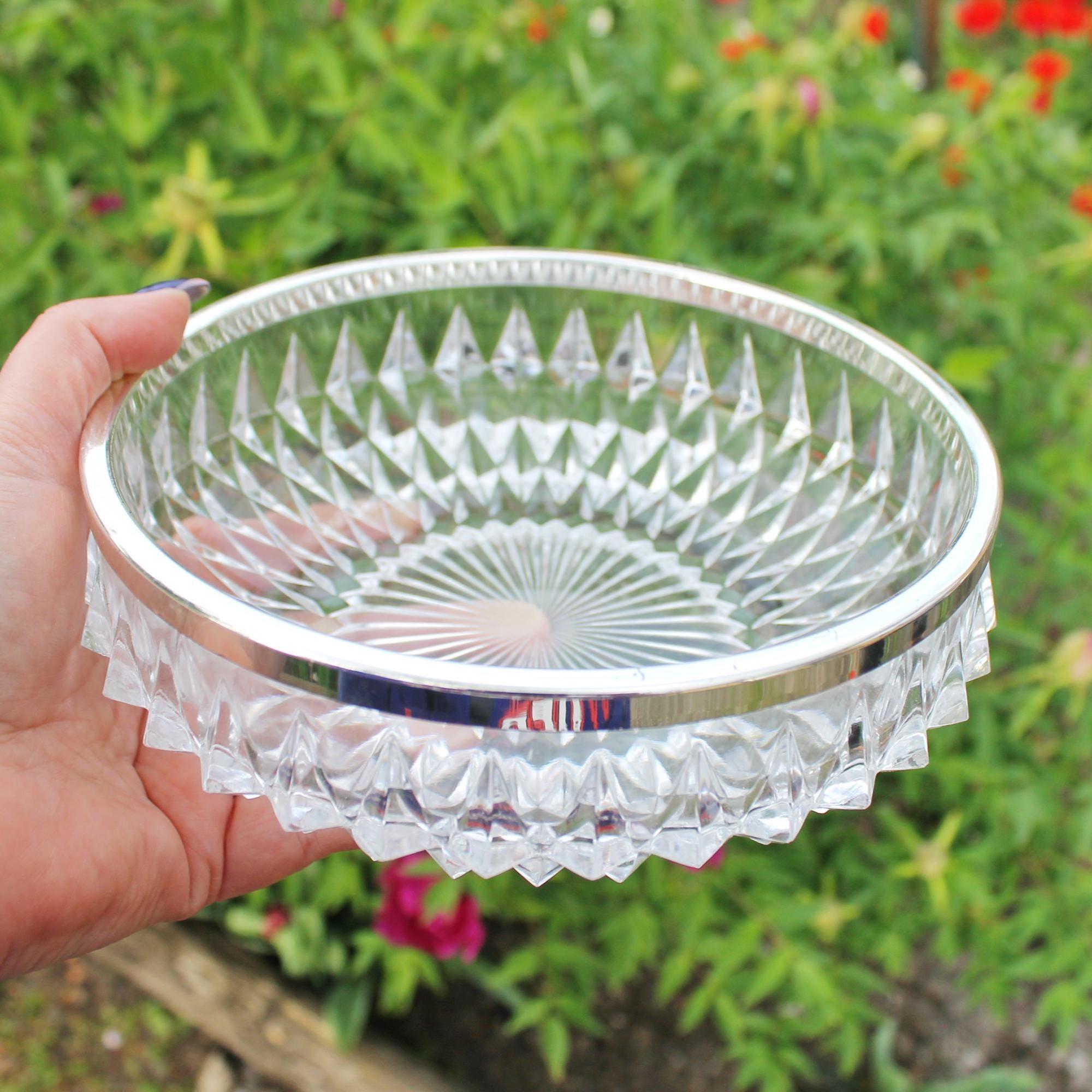Vintage German Crystal Candy Dish / Fruit Bowl  - 7 inches - Vase for candies - Tableware Germany kitchen - 1980s