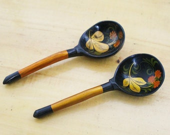 Set of 2 Vintage used Ukrainain wooden spoons. 1970s, hand painted - Soviet era - from the USSR, antique spoons - 1970s