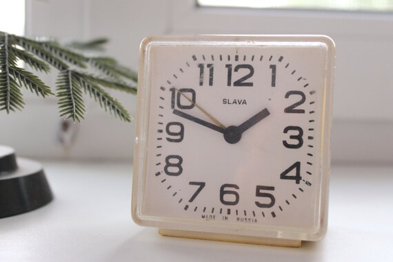 Druzhba Vintage Decor Shabby Chic Rare Alarm Clock Home Soviet Mechanical Décor Living Christinegz Com Druzhba Vintage Decor Shabby Chic, Shabby Chic Alarm Clock