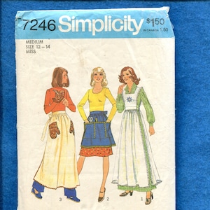 1970&#39;s Simplicity 7246 Pinafore and Aprons Pattern Size Medium 12/14