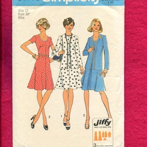 1970&#39;s Simplicity 6749 Scoop Neck Flared Dress & Cardigan Jacket Size 12 UNCUT