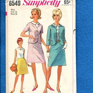 1960&#39;s Simplicity 6549 Summer time Sportswear Pattern Short Waist Jacket Skirt & Top Size 16
