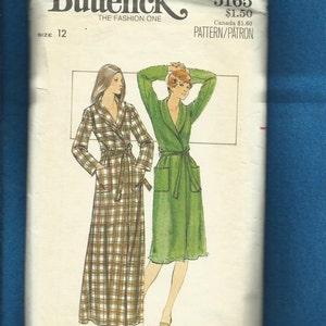 1970's Butterick 5165 Classic Shawl Collar Robe in Two Lengths Size 12