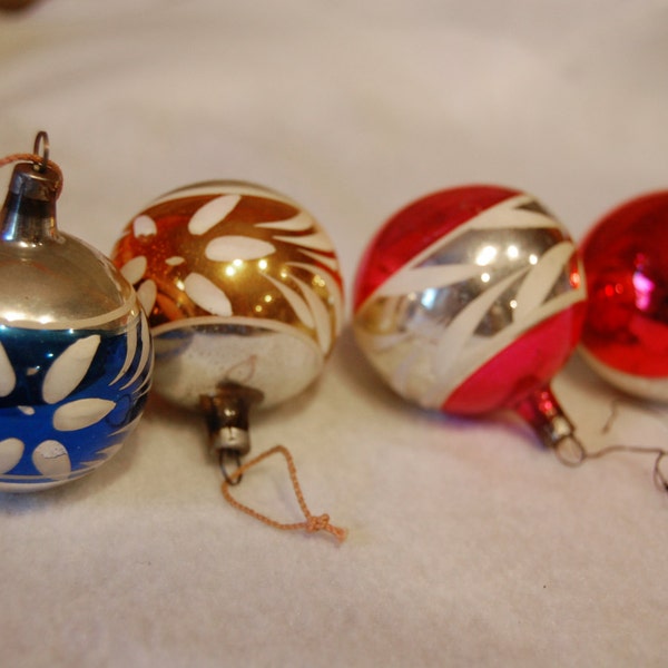 4 vintage peint à la main les décorations de Noël en verre - 2 »