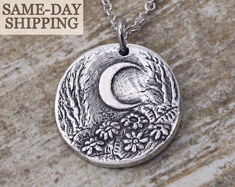 Fleur de lune ~ Collier artisanal à breloques lune en argent sterling ~ Collier forêt lune ~ Collier lune en argent ~ Cadeaux artisanaux bijoux lune en argent