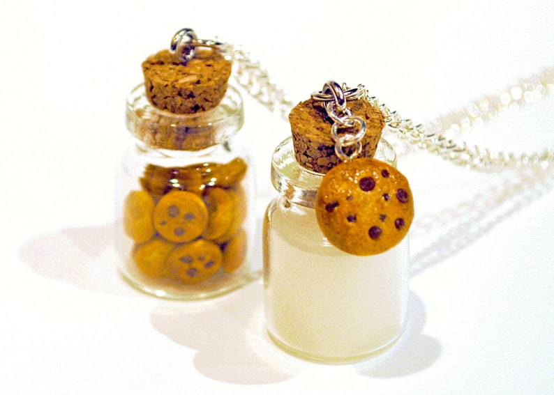 GIOCATTOLI BAMBOLE CASA DA CUCINA MINIATURE Sei Color Oro formine per biscotti