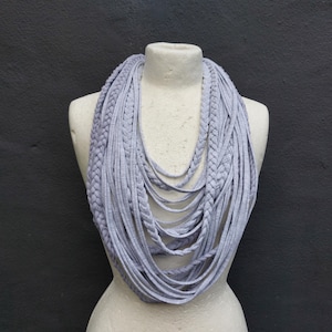 Collana grigia mélange, gioielli tribali per festival, sciarpa infinita, costume da fata, maglietta, filato, Burning Man