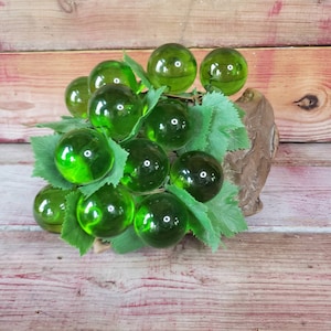 Green Grapes – express-theme-pantry