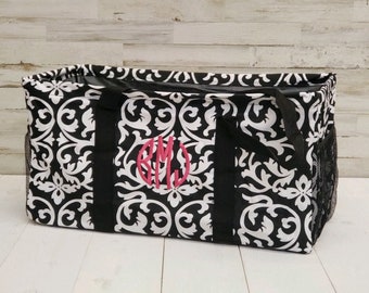 Black /& White Silverhooks Womens Damask Beach Tote Bag w// Purple Trim