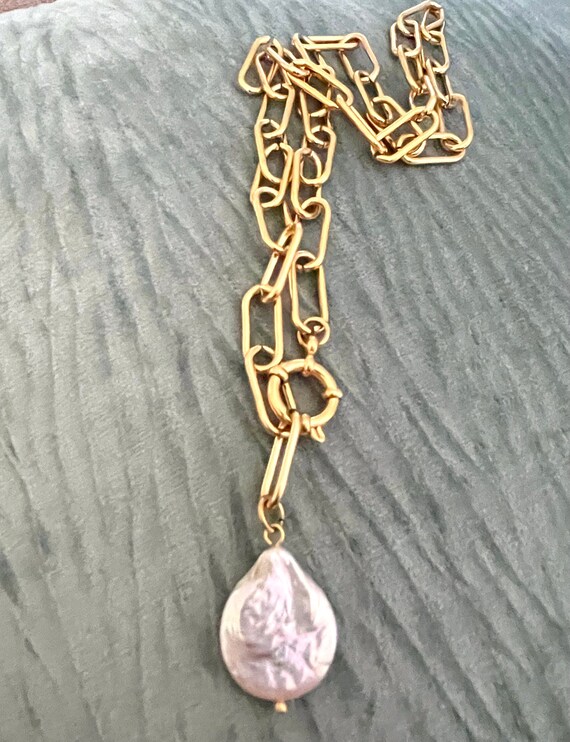 Collier Chaîne Demi Galon Laiton Plaqué Or Jaune Avec Perle Baroque