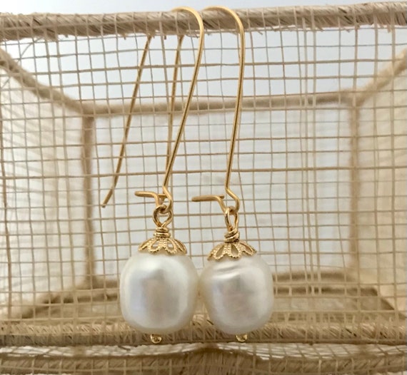 Freshwater Pearl Gold Drop Earrings - Etsy