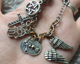 Vintage Religious Silver Tone Charm Bracelet | Cross Charm Bracelet | Faith Jewelry | Vintage Jewelry | Vintage Religion | Religous Charms