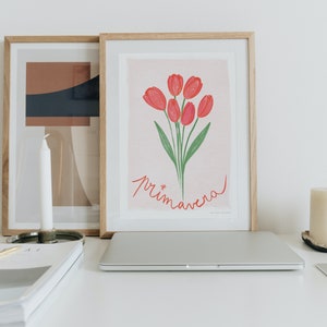 Illustration *Primavera*. Illustration bouquet de tulipes. Carte postale et affiche.