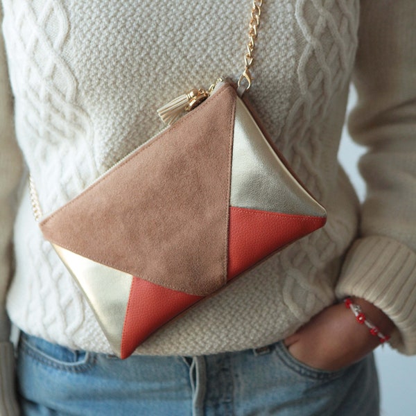 Cam, gold and brick red evening clutch (suede, imitation leather). Model *PAULA*