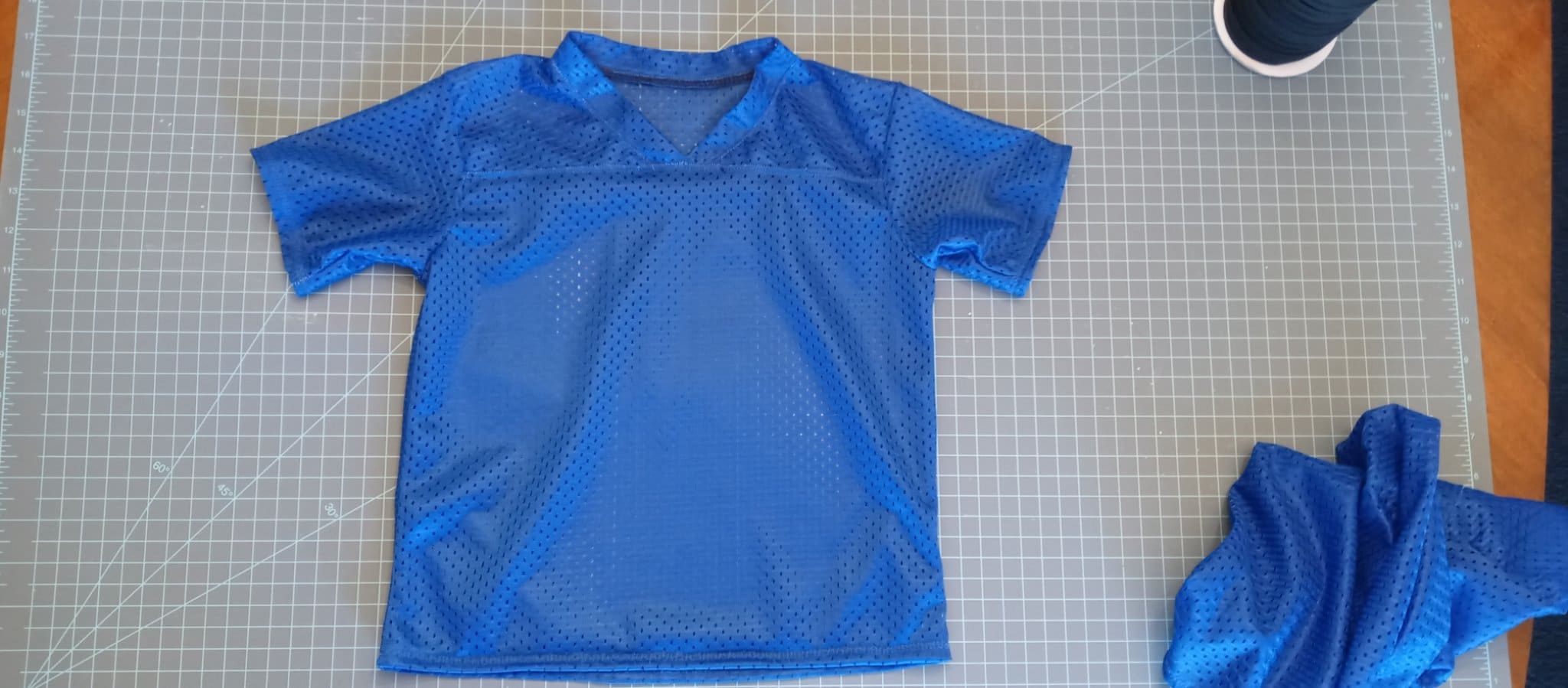 Vintage MaxPro Mesh Football Practice Jersey Size Large/Extra