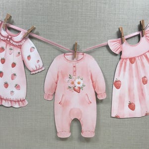 Guirlande de bébé douche fraise, noeud croquette aux fraises, guirlande de douche bébé fille, mini pinces à linge en bois style corde à linge