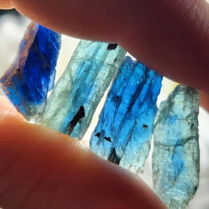 Blue Kyanite Crystal / Blue Kyanite / Blue Kyanite Stone / Blue Kyanite Blades / Blue Kyanite Raw / Kyanite Crystal / Blue Kyanite Raw