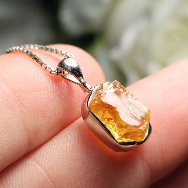 Citrine Pendant / Natural Citrine / Citrine Jewelry / Citrine Necklace / Citrine Crystal / Citrine Gemstone / Citrine Stone / Raw Citrine