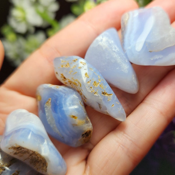 Blue Chalcedony Crystal / Tumbled Blue Chalcedony / Blue Chalcedony Stone / Polished Blue Chalcedony / Blue Chalcedony / Chalcedony Crystal