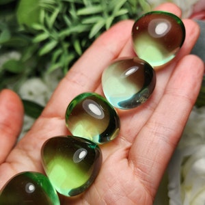 Green Obsidian / Tumbled Obsidian / Polished Obsidian / Obsidian Stone / Obsidian Gemstone / Obsidian Crystal / Obsidian Gemstone / Obsidian