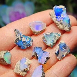 Raw Blue Opal / Blue Opal Crystal / Blue Ethiopian Opal / Ethiopian Opal / Ethiopian Opal Stone / Raw Opal / Opal Crystal / Raw Opal Stone