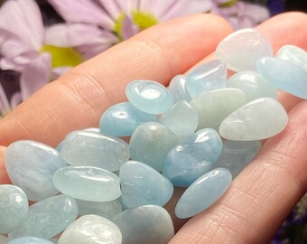 Aquamarine Crystal / Tumbled Aquamarine / Polished Aquamarine / Aquamarine Stone / Beryl Crystal / March Birthstone / Aquamarine Gemstone