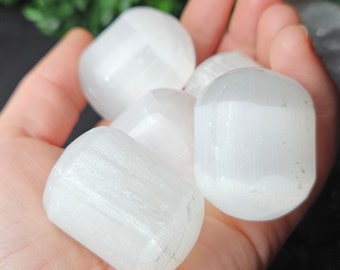Cristal de selenita, ejemplar de selenita natural