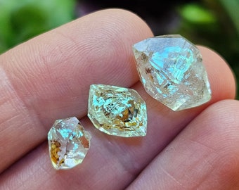 Ultraviolet ENHYDRO Quartz - Petroleum Quartz - Firefly Quartz - Enhydro - Enhydro Crystal - Enhydro Herkimer - UV Crystal - Enhydro Quartz