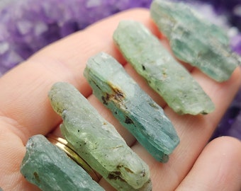 Cyanite verte/Kyanite orange/Kyanite verte/Pierre de cyanite verte/Cristal de cyanite/Vert de cyanite/Orange de cyanite/Pierre de cyanite