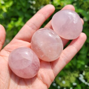 Rosenquarz Crystal Palm Stone, polierter Rosenquarz Bild 7