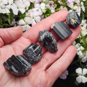 Black Tourmaline Crystal / Black Tourmaline Stone / Tourmaline Crystal / Protection Stones / Tourmaline / Black Tourmaline / Raw Tourmaline image 9