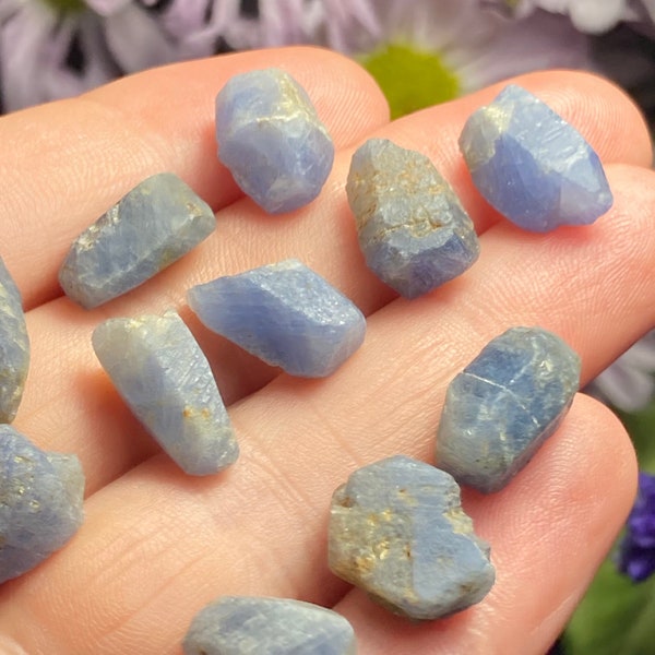Blue Sapphire Crystal / Malawi Blue Sapphire / Blue Sapphire Gemstone / Blue Sapphire Stone / Natural Blue Sapphire / Rough Blue Sapphire