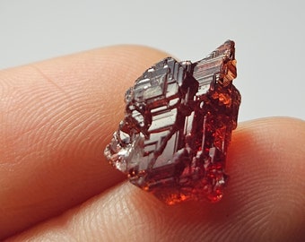 Etched Garnet / Spessartine / RED Garnet Crystal / Etched Crystal / Natural Garnet Crystal / Garnet Gemstone / Garnet Stone / Garnet Crystal