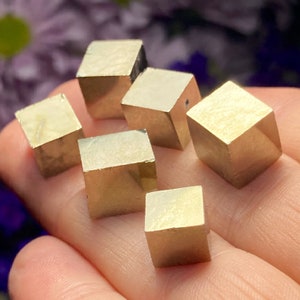 Pyrite Cube - Pyrite Crystal - Fools Gold - Pyrite Stone - Natural Pyrite Cube - Fool&#39;s Gold Mineral - Fool&#39;s Gold Stone - Golden Pyrite